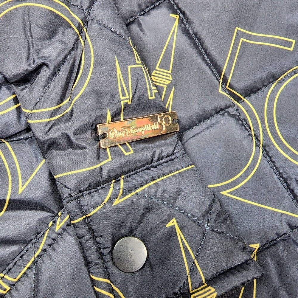 Walt Disney World Jacket Mens XXL Black 50th Anniversary Quilted Zip Castle - Picture 2 of 15